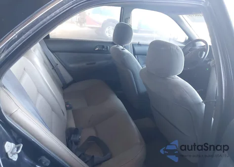 1994 Honda Accord Lx/Ex z USA, uszkodzony, nr VIN 1HGCD5636RA190878